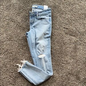 Levi’s 711 skinny